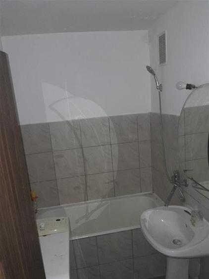 Garsonieră decomandată, mobilată în Tătărași