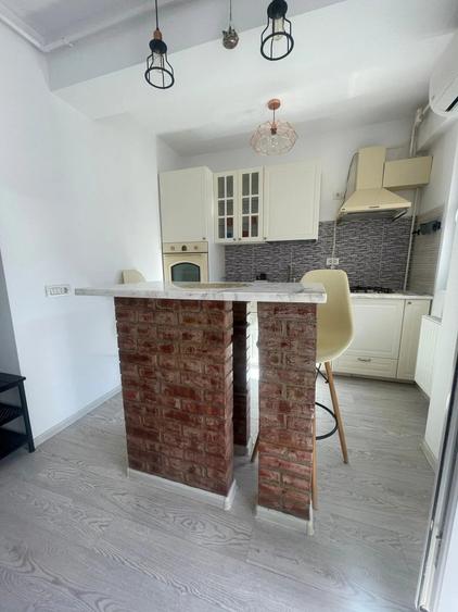 Apartament cu 2 camere decomandat în Militari
