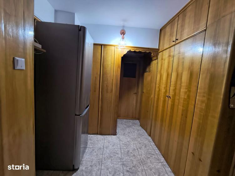 Apartament cu 2 camere, mobilat în Central