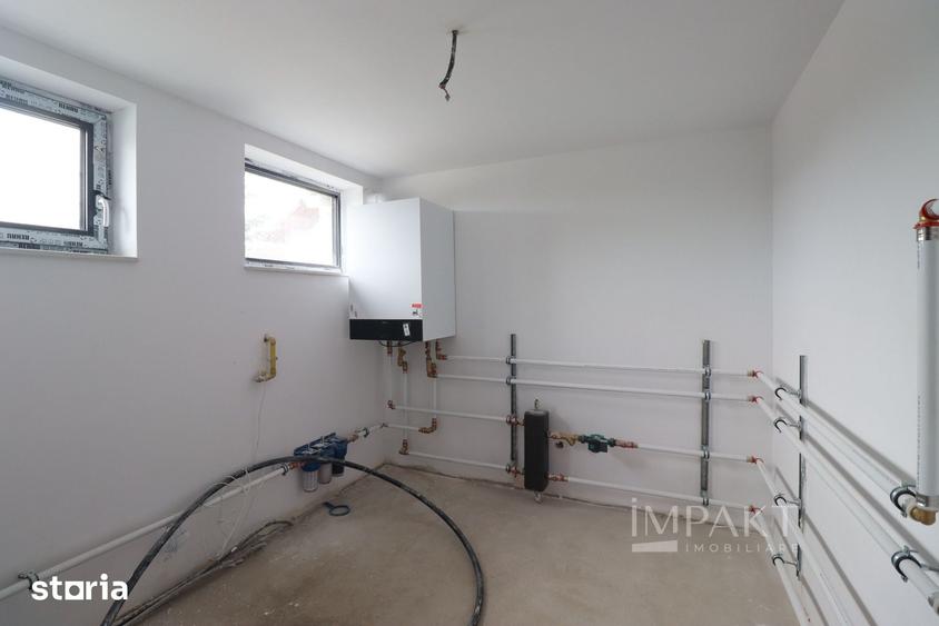 Casă cu 5 camere cu Teren 283 Mp în Mărăști