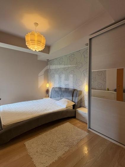 Apartament cu 2 camere semidecomandat, mobilat în Bună Ziua