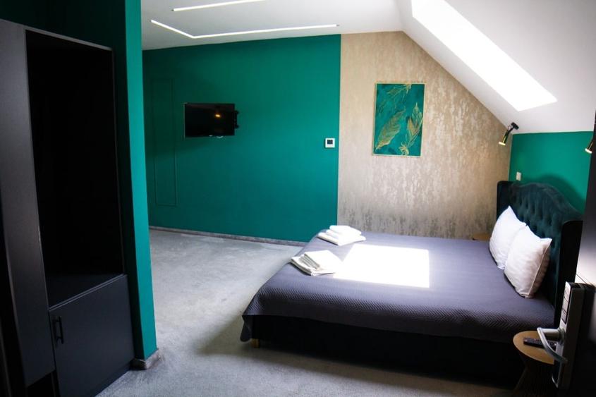 Hotel/Pensiune, de 20 mp, în Ocna de Jos