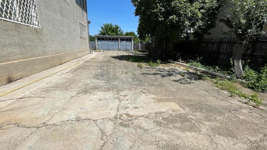 Teren Construcții intravilan de 2400 mp, în Central