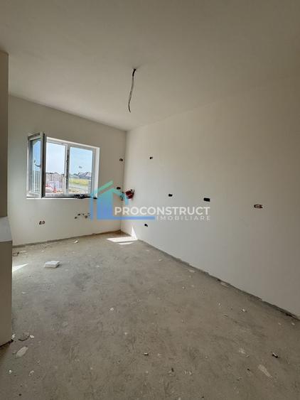 Duplex cu 4 camere cu Canalizare în Moșnița Veche