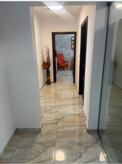 Apartament cu 2 camere decomandat în Faleza Nord