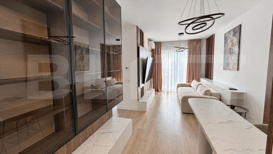 Apartament cu 2 camere decomandat, mobilat în Baza 3