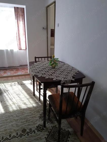 Garsonieră decomandată în Central