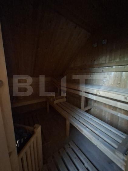 Casă individuală cu 7 camere cu Canalizare în Daneș