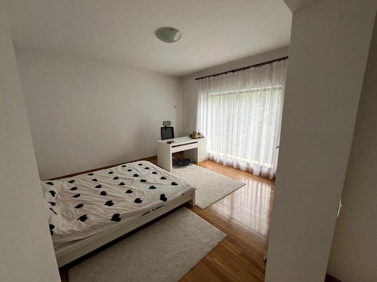 Casă cu 4 camere în Afumați