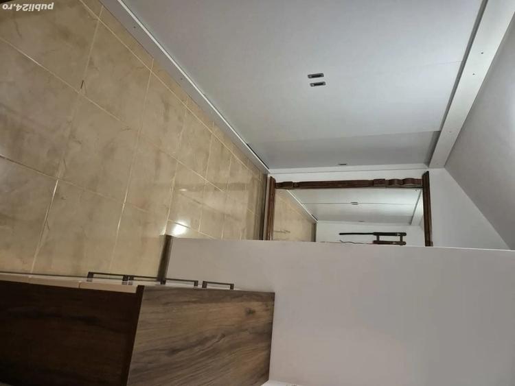 Casă individuală cu 3 camere cu Canalizare în Cazasu