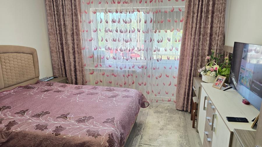 Vand apartament cu 3 camere decomandat Deva, GARAJ si BOXA sub bloc, I. Traian - 7