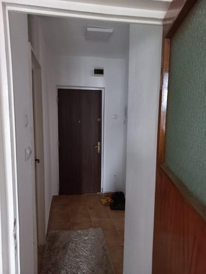 Garsonieră decomandată în 13 Septembrie