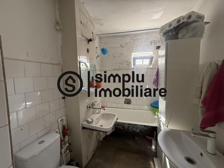Apartament cu 2 camere decomandat în Cornitoiu