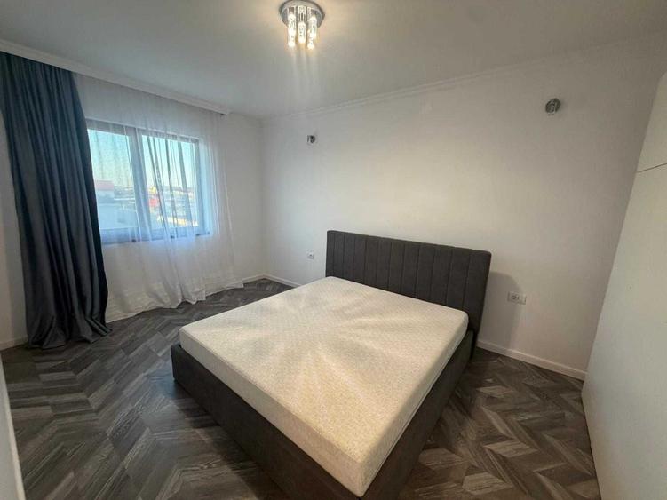 Casă cu 4 camere cu Teren 353 Mp în Moșnița Nouă