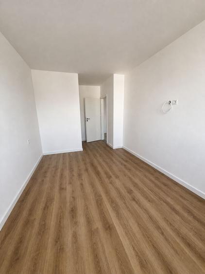 Apartament 2 camere, bucatarie separată, bloc nou, etaj 1 - 2