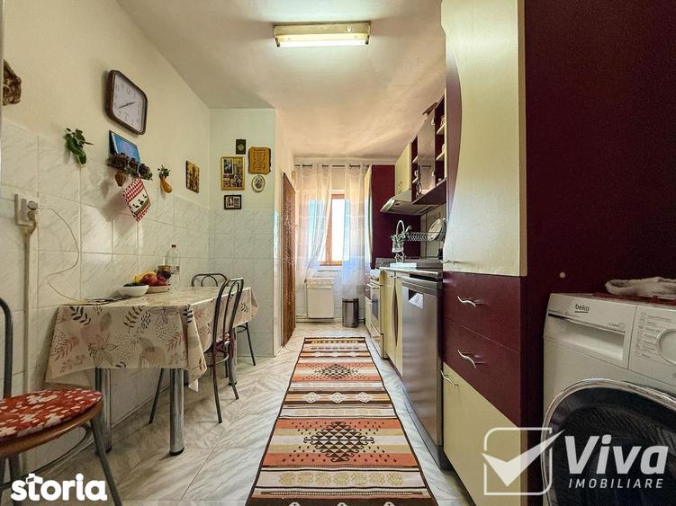Apartament cu 4 camere decomandat, mobilat în Păcurari