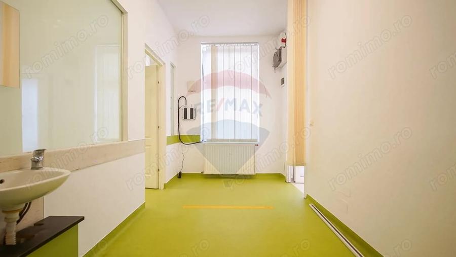 Spațiu comercial, de 66 mp, în Brașovul Vechi