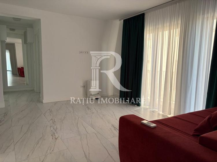Duplex cu 6 camere cu Canalizare în Nord-Est