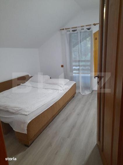 Casă cu 4 camere în Costești