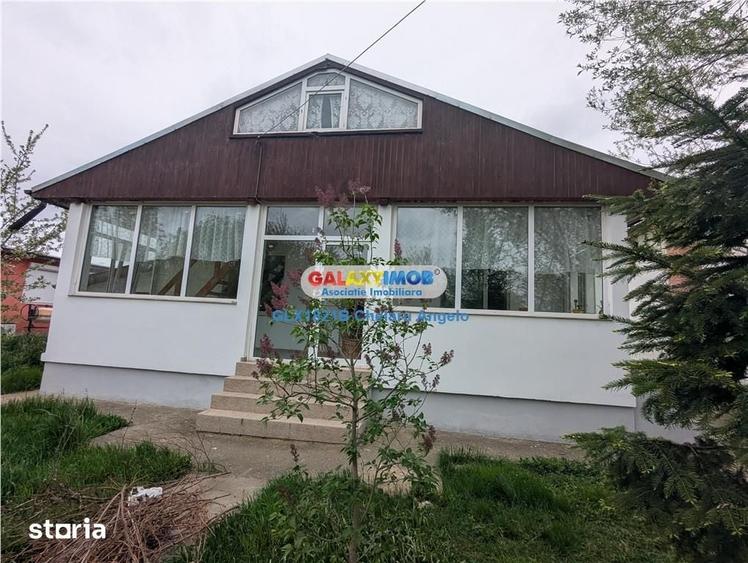 Casă cu 5 camere cu Teren 880 Mp în Gruiu