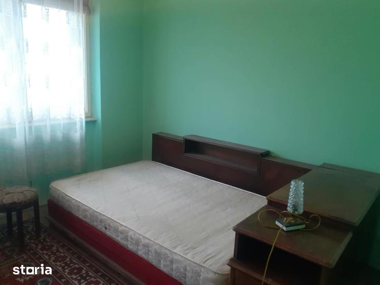 Apartament cu 2 camere semidecomandat în Vatra Luminoasă