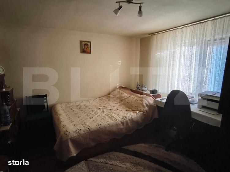 Casă cu 4 camere decomandat în Zănoaga