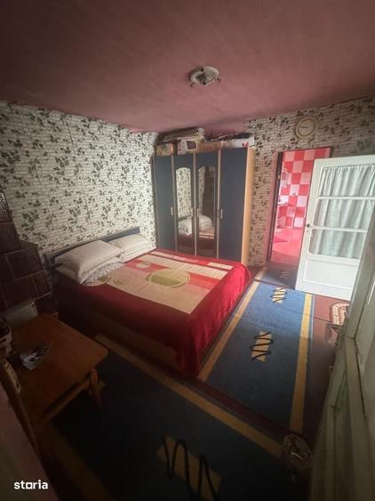 Casă cu 3 camere în Uiești