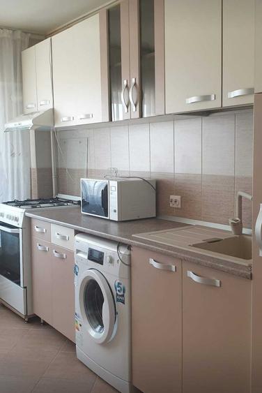 Apartament cu 2 camere decomandat în Ultracentral