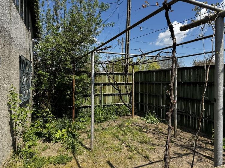 Casă cu 2 camere în Malu Mare