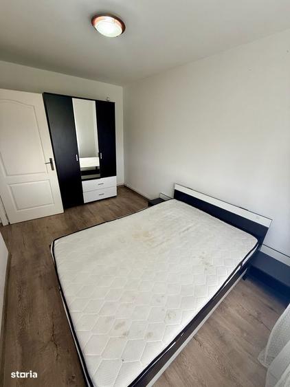 Apartament cu 2 camere semidecomandat, mobilat în Central