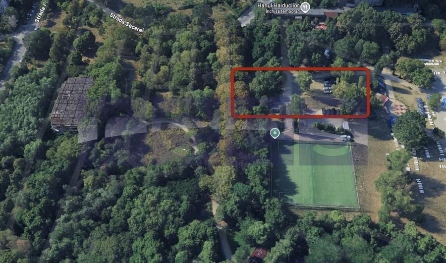 Teren intravilan de 2677 mp, în Tineretului