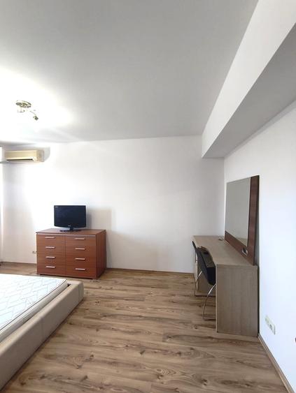 Apartament cu 2 camere decomandat în Vitan