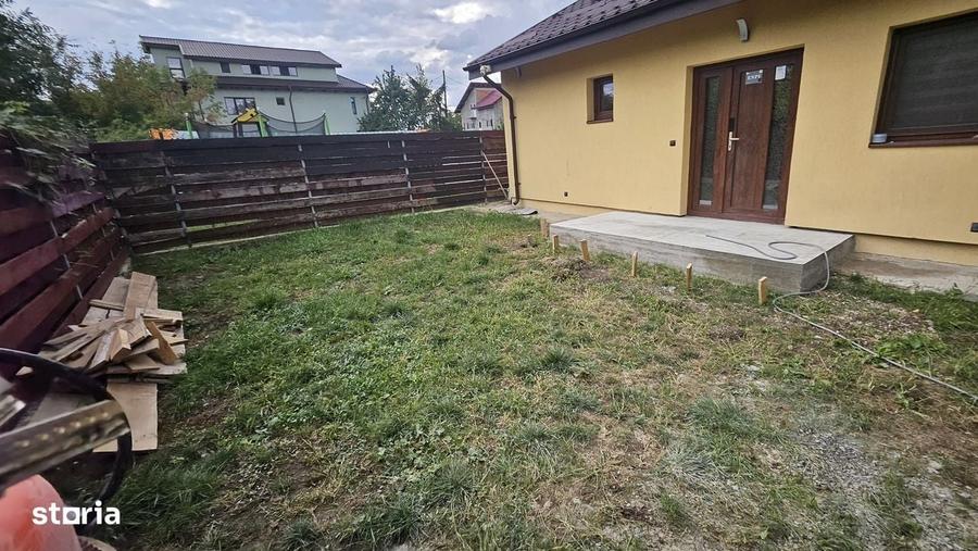 Casă cu 4 camere în Granit