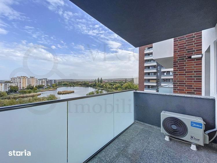 Apartament cu 3 camere, mobilat în Între Lacuri