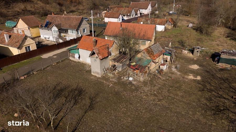 Casă cu 2 camere în Central