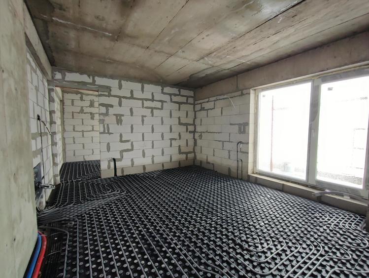 Apartament cu 2 camere decomandat în Tomis Nord