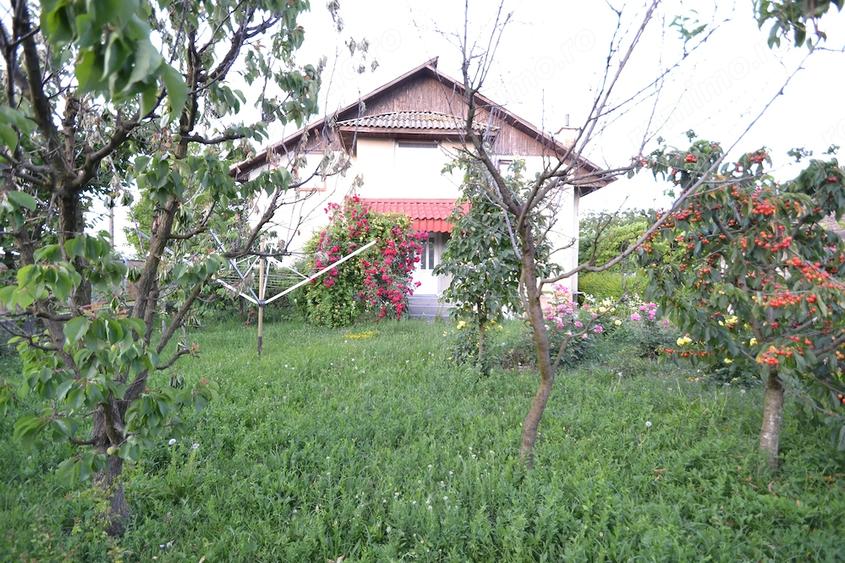 Casă cu 7 camere cu Canalizare în Becicherecu Mic