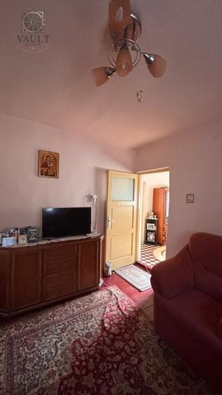 Casă individuală cu 4 camere cu Canalizare în Valu lui Traian