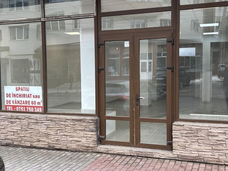 Spațiu comercial, de 60 mp, în Central