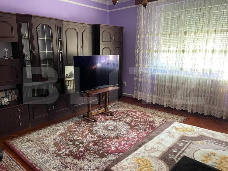 Casă individuală cu 16 camere cu Garaj în Titulescu