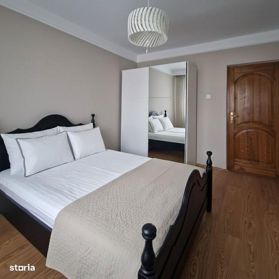 Apartament cu 3 camere decomandat în Central