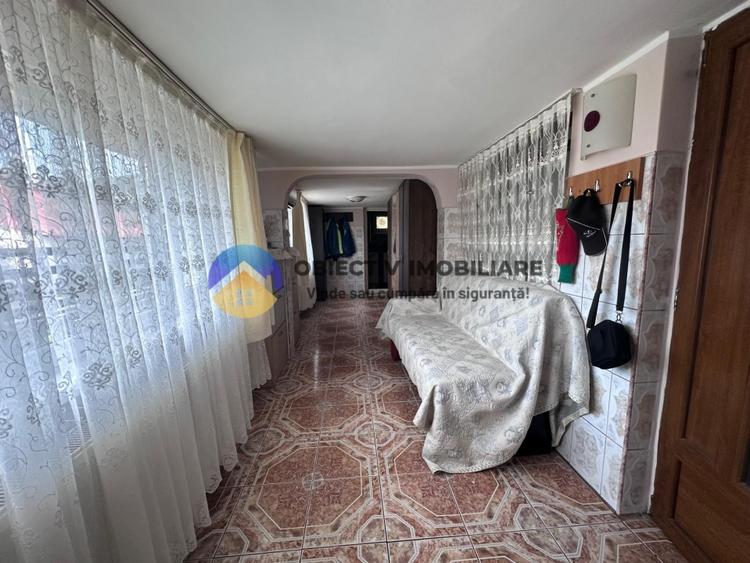 Casă individuală cu 3 camere cu Canalizare în Dărmănești