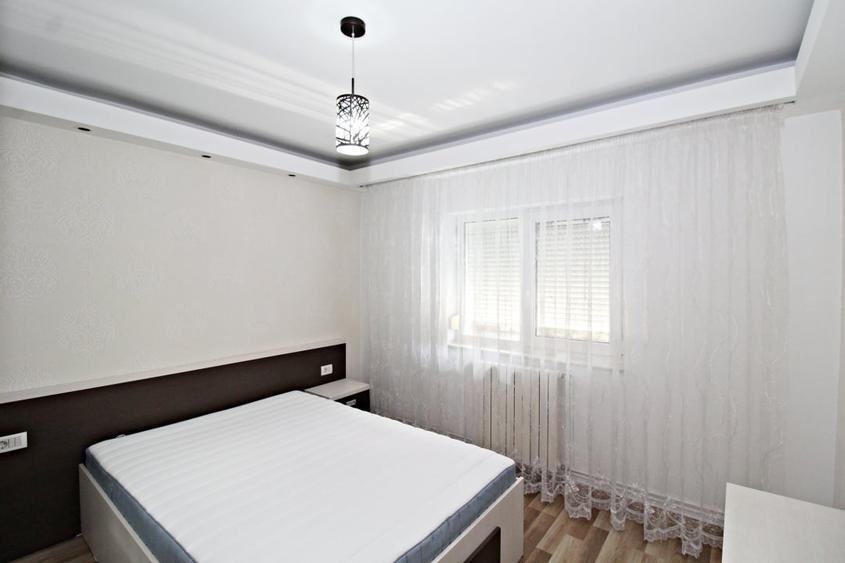 Apartament cu 3 camere decomandat în Inel II