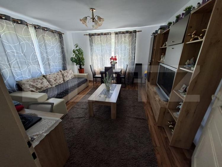 Casă individuală cu 5 camere cu Canalizare în Leșnic
