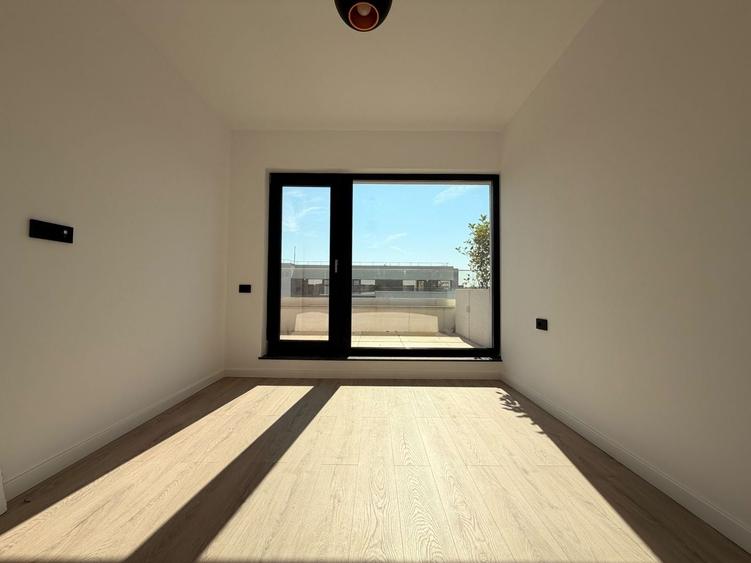 Apartament cu 2 camere decomandat în Moșilor