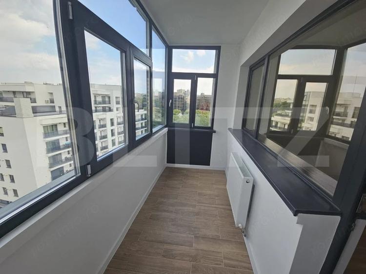 Apartament cu 3 camere semidecomandat în Splai Bahlui