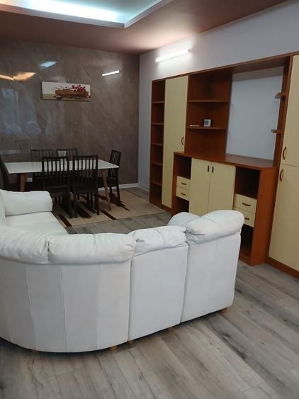 Casă individuală cu 4 camere decomandat cu Canalizare în Freidorf