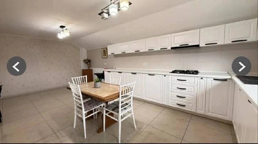 Casă cu 3 camere cu Teren 600 Mp în Central