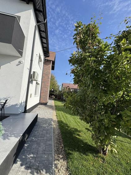 Casă cu 4 camere în Mărăcineni