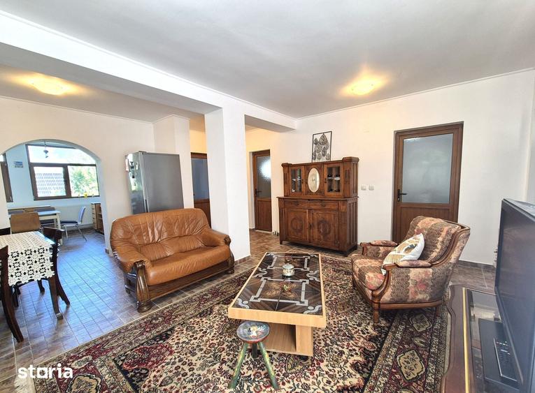 Casă cu 5 camere cu Teren 436 Mp în Bughea de Jos